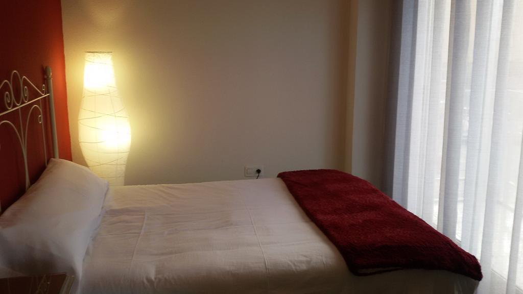 Apartamento El Mirlo Blanco Villena Buitenkant foto