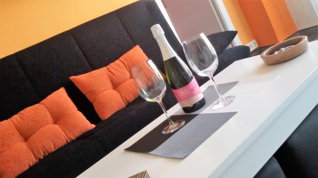 Apartamento El Mirlo Blanco Villena Buitenkant foto